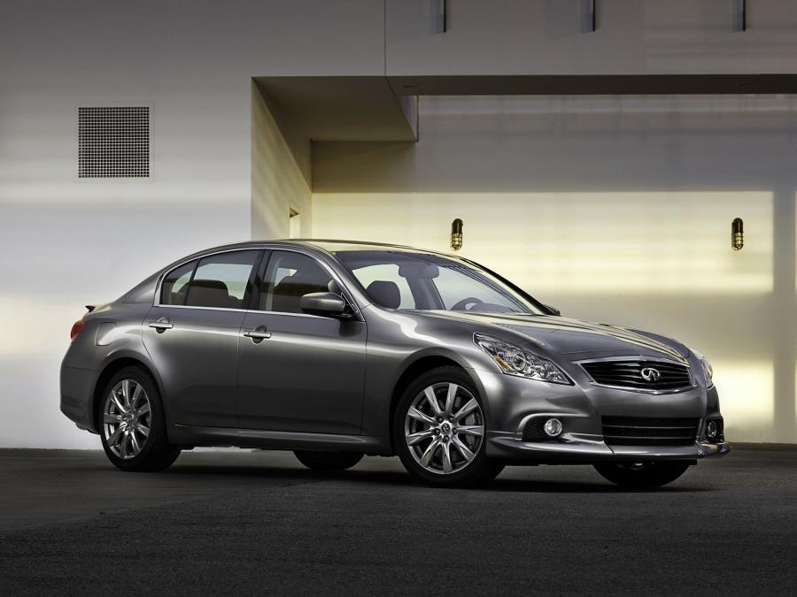  Infiniti G37 S Anniversary Edition 2010 года  (US) (фото 13 из 27)